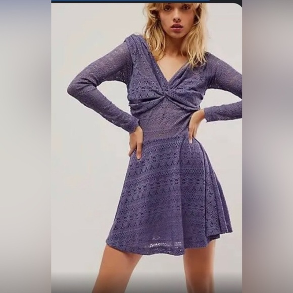 FREE PEOPLE Lila Purple‎ lace Twist front V-Neck Mini skater dress size size XL - Picture 1 of 6